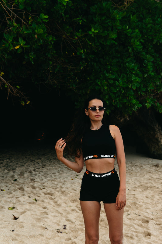 SLIDE UP CROP TOP