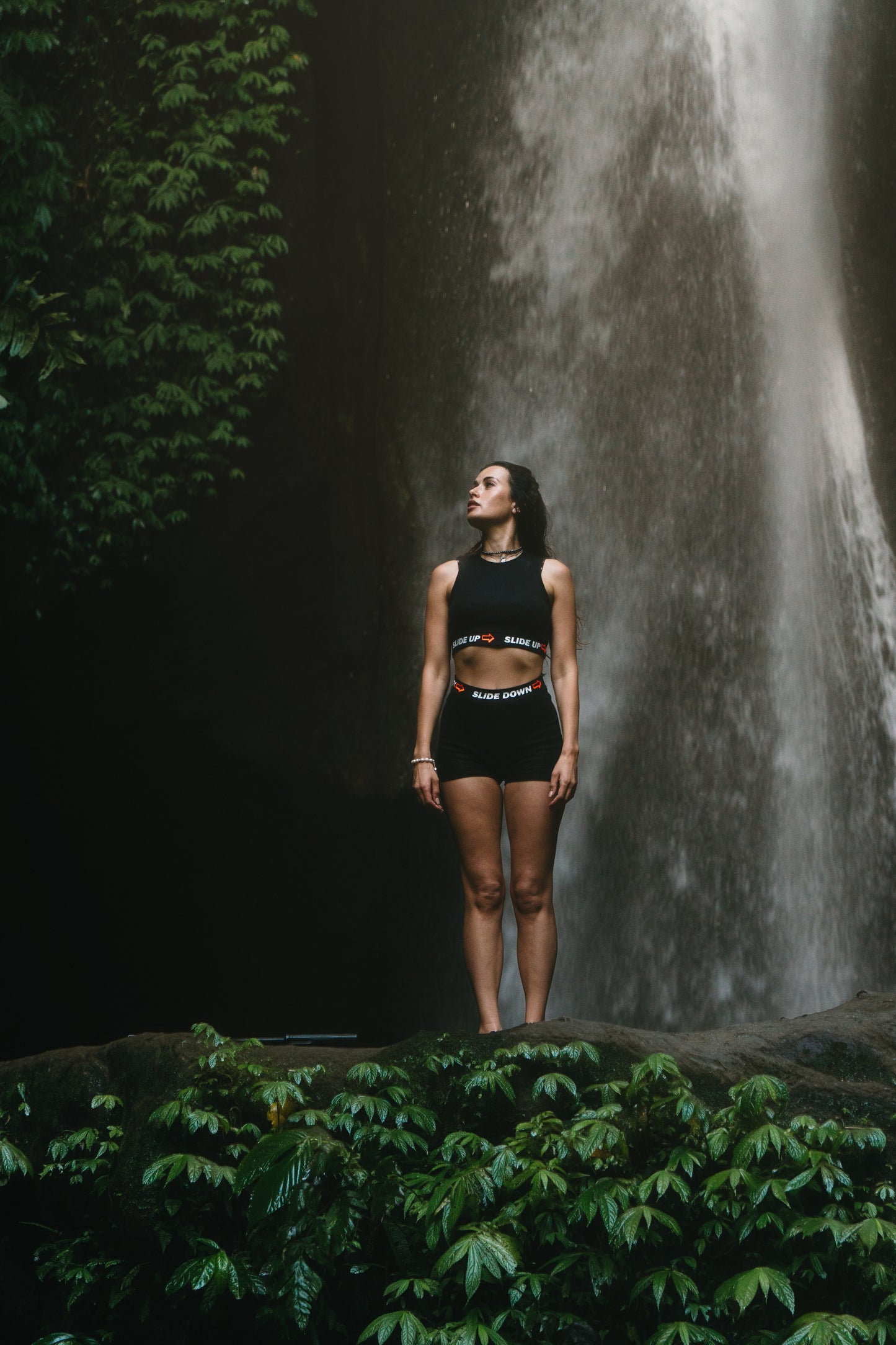 SHORTS & CROP TOP (COMBO)